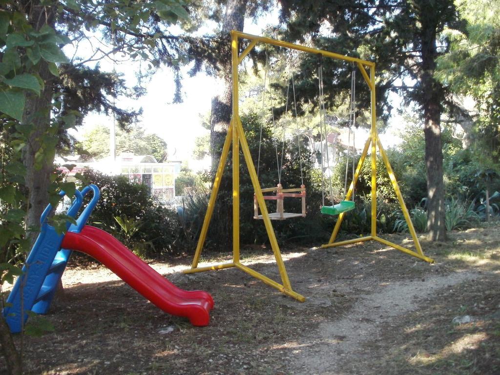 Grgin Apartments Kaštela Zewnętrze zdjęcie
